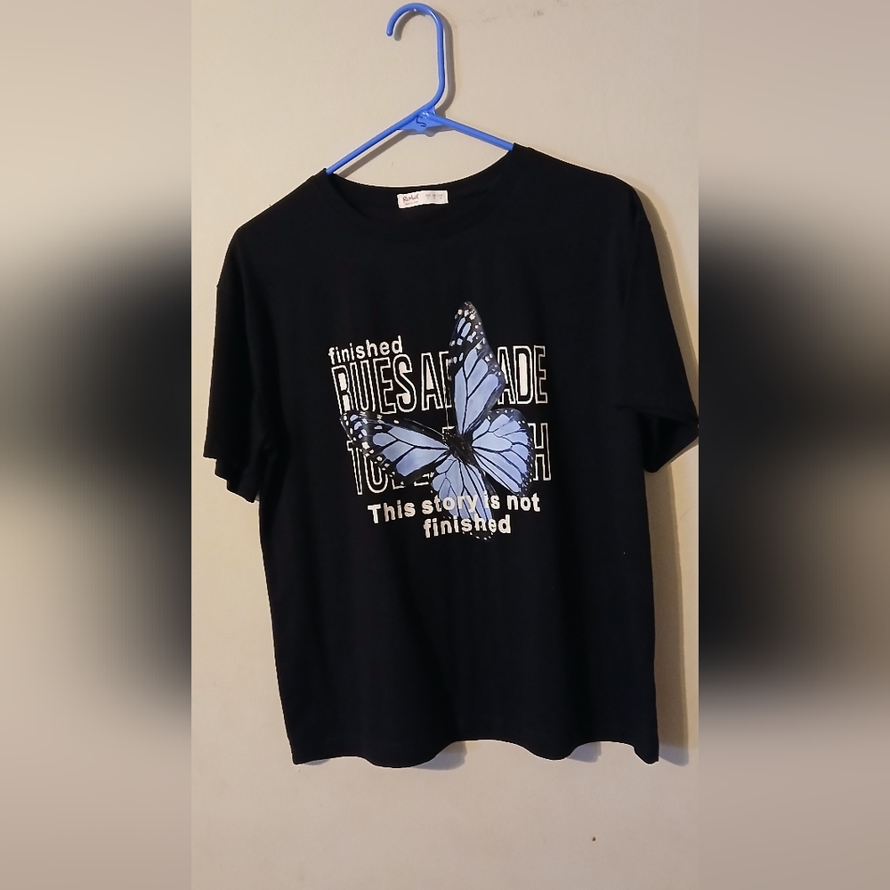 New Wirhout Tags ROMWE Graphic Black Tee with Blue Butterfly Design.
